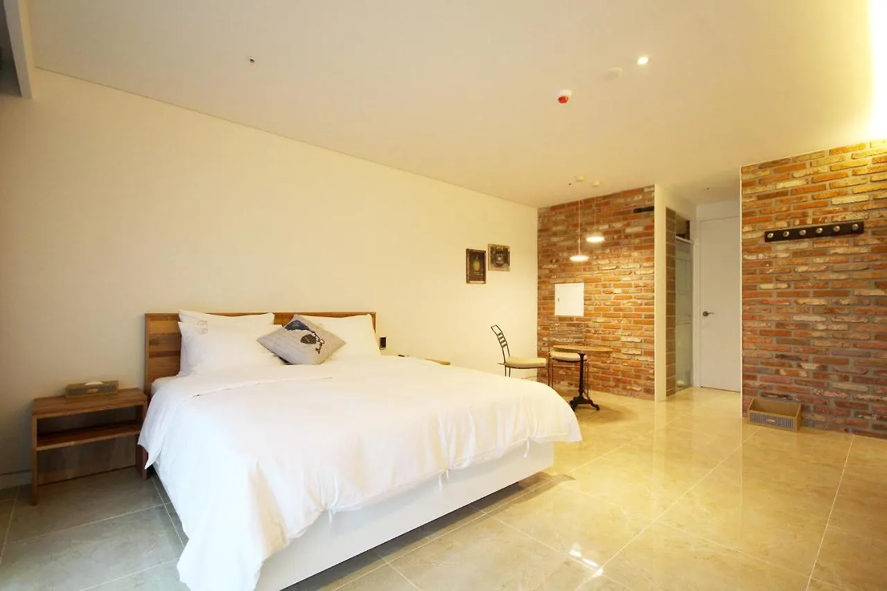 Ulsan Samsan Pandora Hotel 2*,