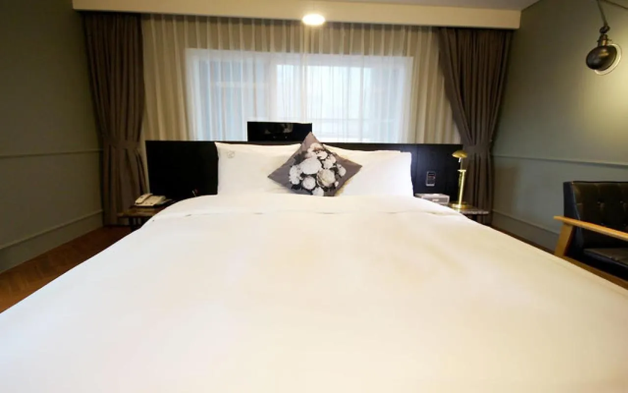 Ulsan Samsan Pandora Hotel 2*,